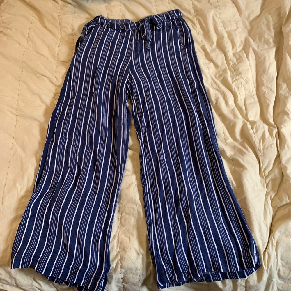 flowey pants